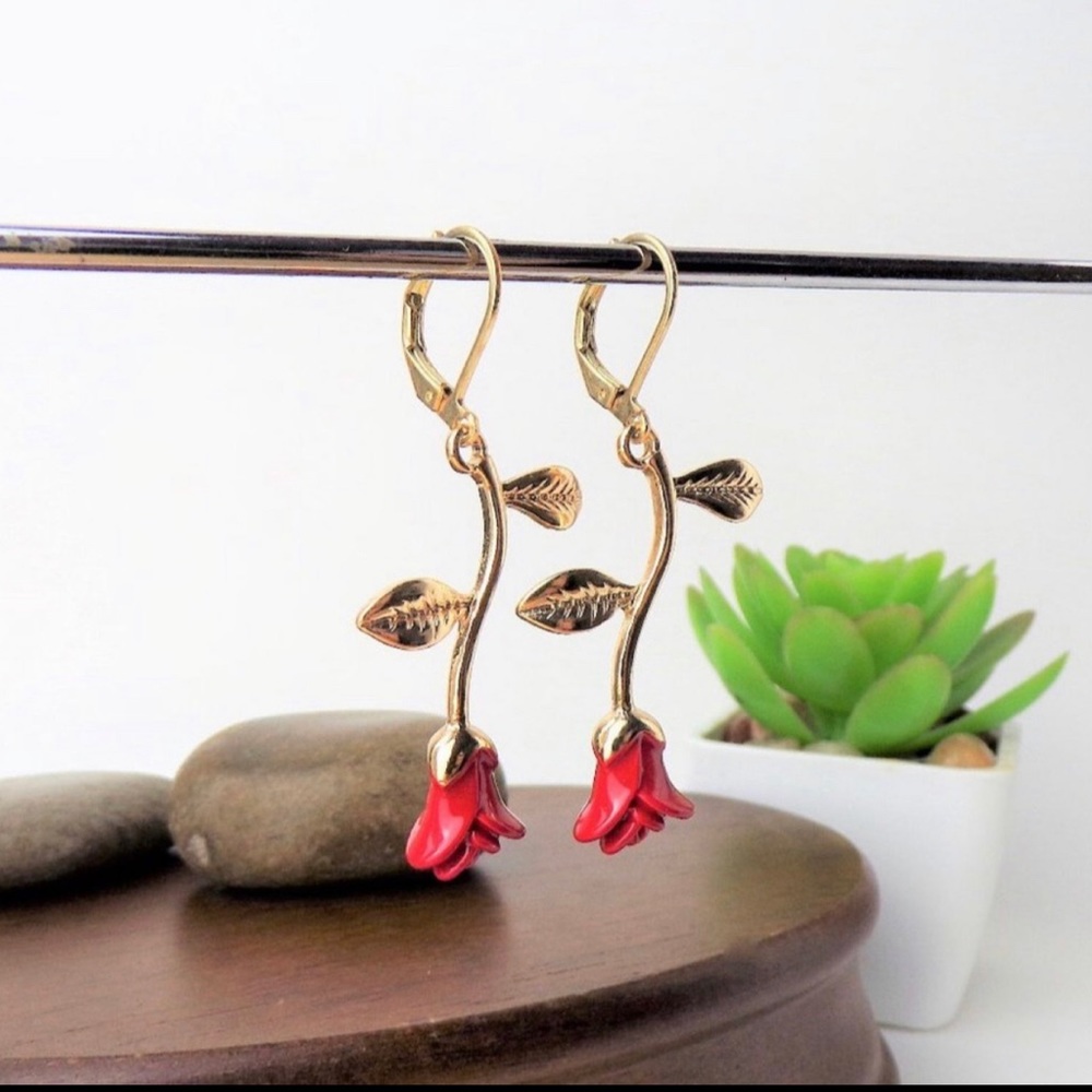Rose Gold Stem Earrings 🛒 - Picture 3 of 5